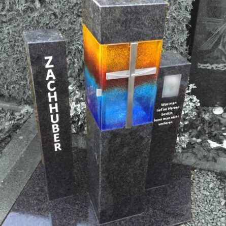 Kaufen Sie den Urnengrab Zachhuber jetzt bei Stoneart