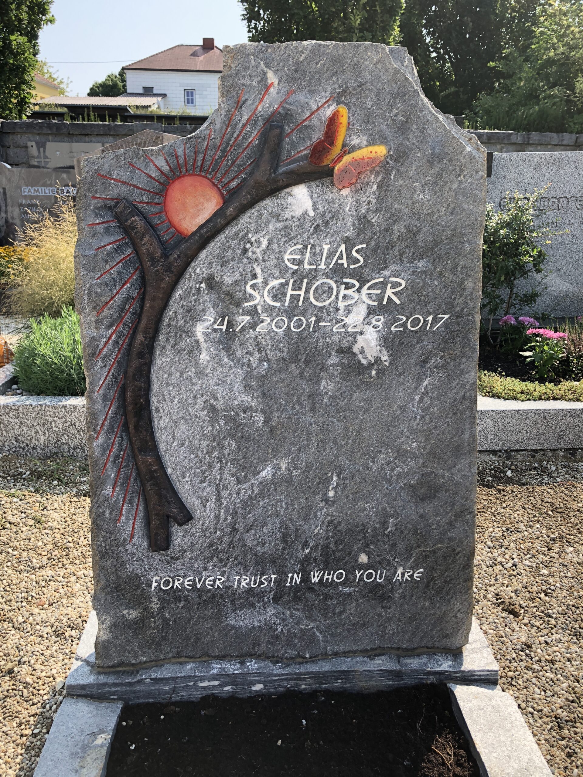Natursteingrab Schober